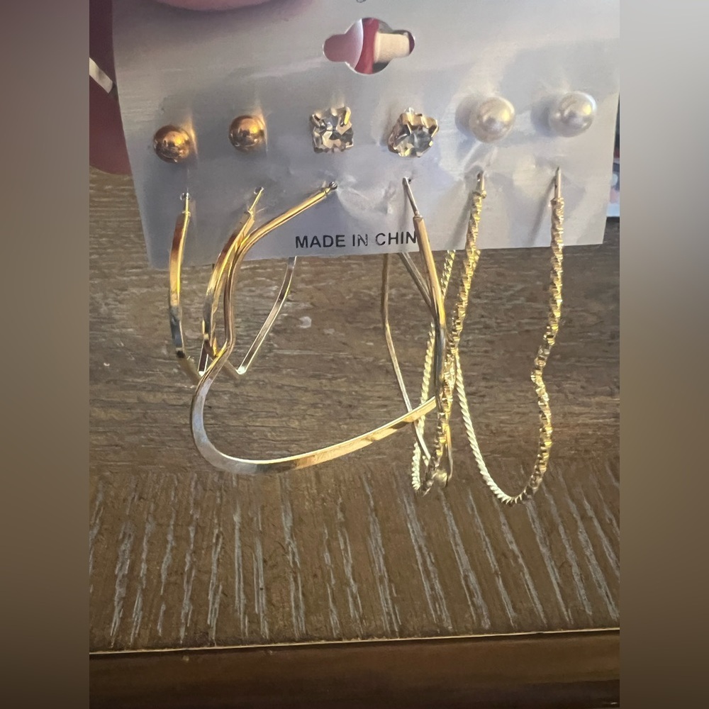 6 pair of earrings